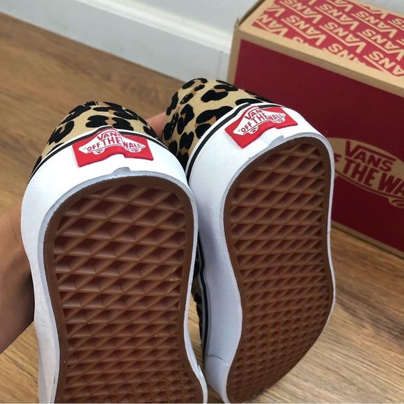 VANS animal print cheetah leopard slip on shoes sneakers sz 8.5 womens new - Picture 4 of 6
